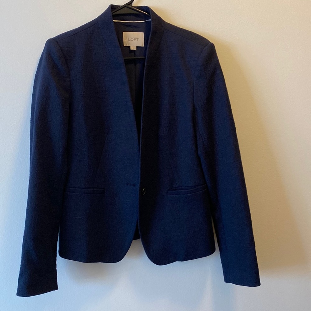 Structured LOFT navy blazer